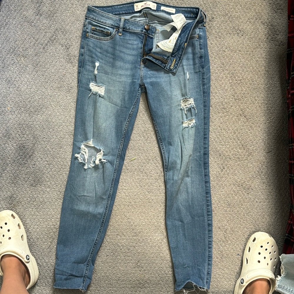 low rise super skinny hollister jeans